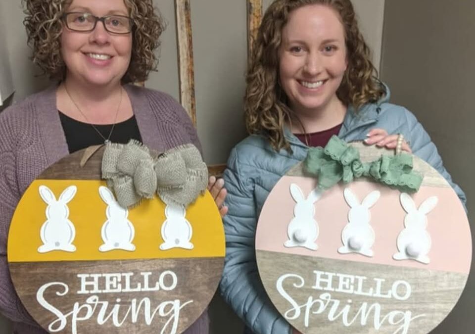 DIY Workshop:  Hello Spring Bunny Sign