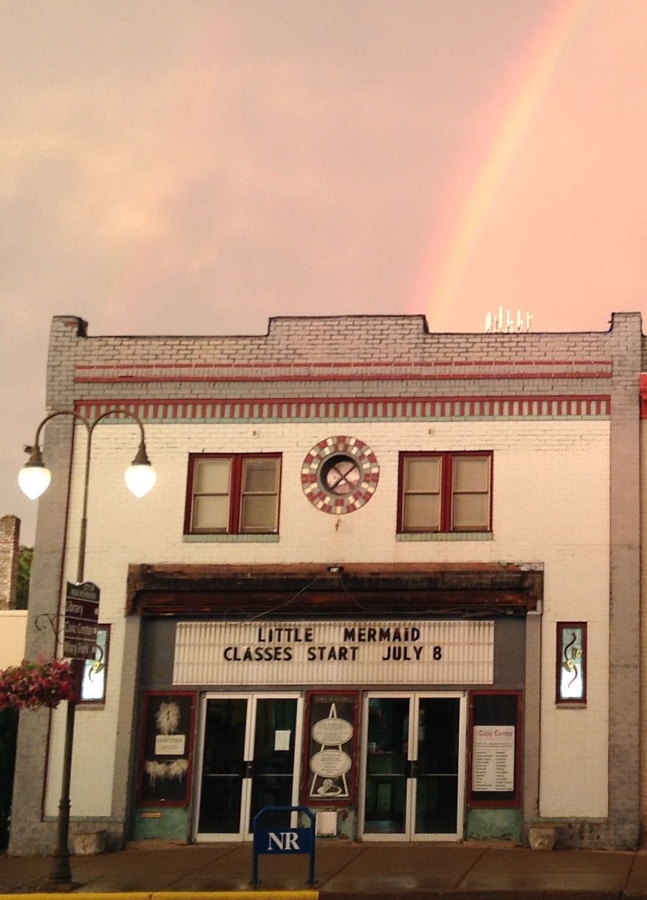 A photo of the Old Gem Theater.